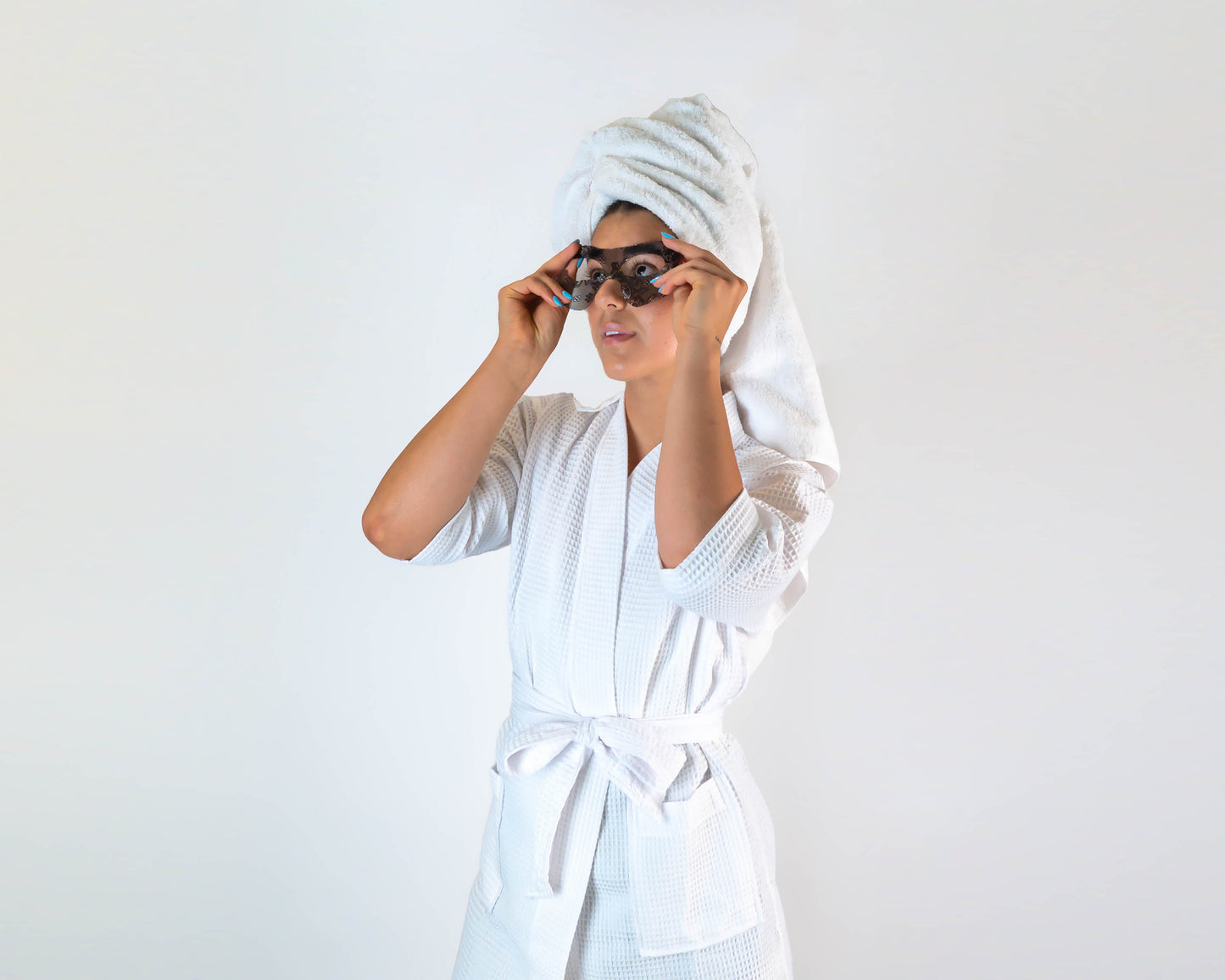 Autography Hydrogel Luxury Lace Eye HA Patches – Гідрогелеві патчі для шкіри навколо очей з гіалуроновою кислотою і колагеном, 6 саше в 1 уп.