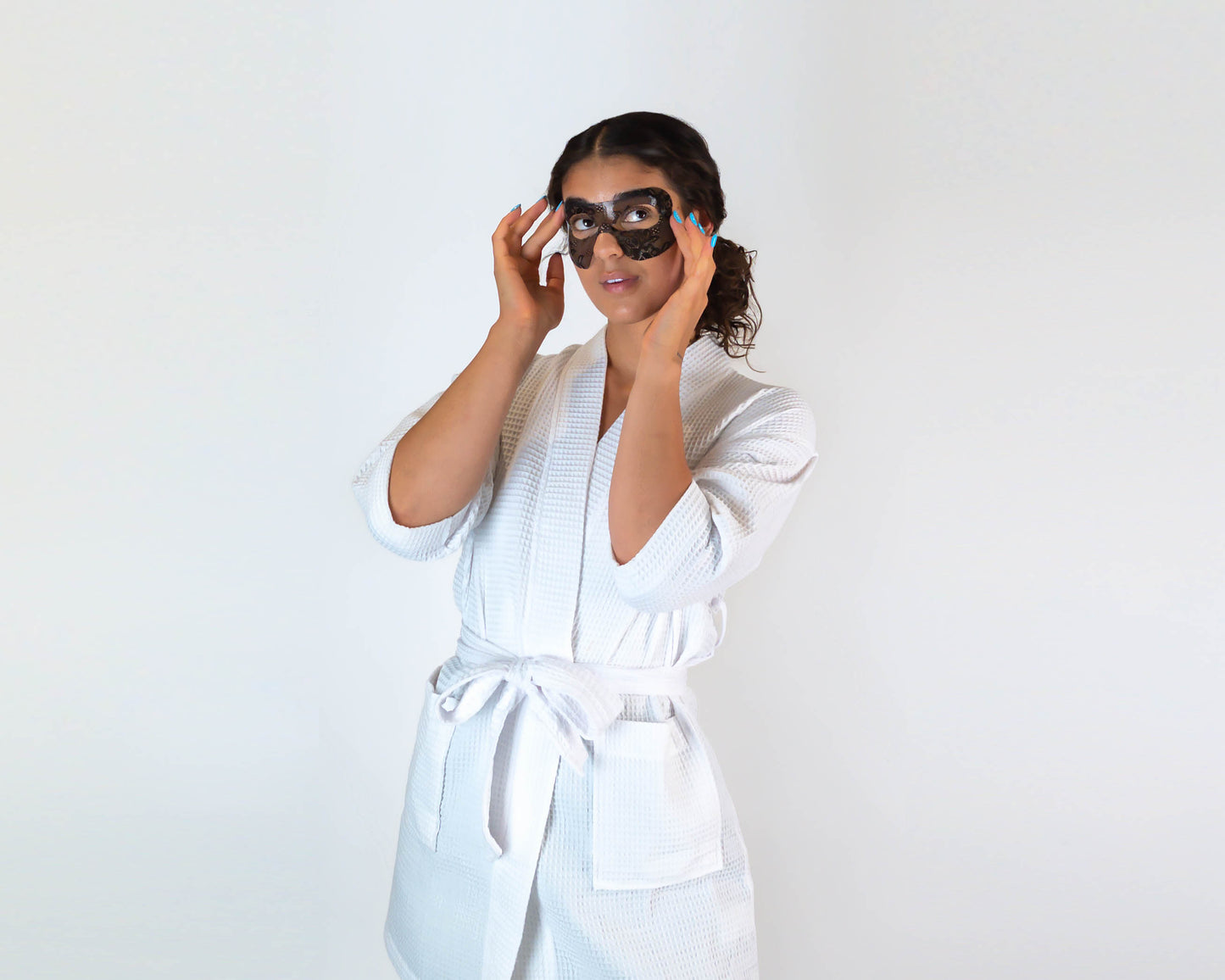 Autography Hydrogel Luxury Lace Eye HA Patches – Гідрогелеві патчі для шкіри навколо очей з гіалуроновою кислотою і колагеном, 6 саше в 1 уп.